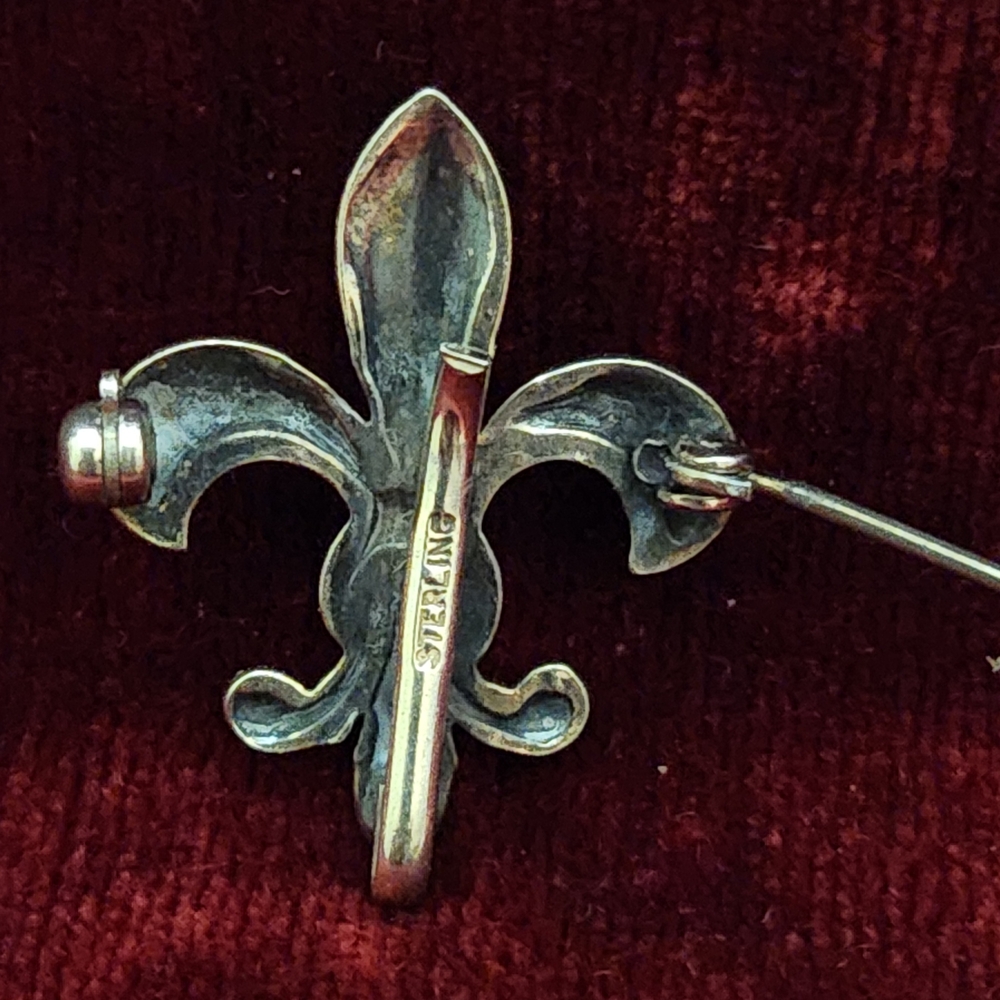 Sterling Silver Vintage Fleur de Lis Pin Clip - Picture 3 of 5
